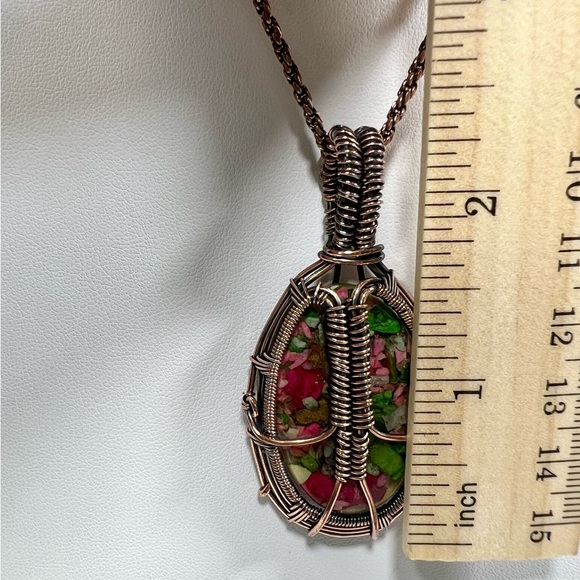 Oyster Turquoise Copper Gemstone Pendant - Picture 3 of 5